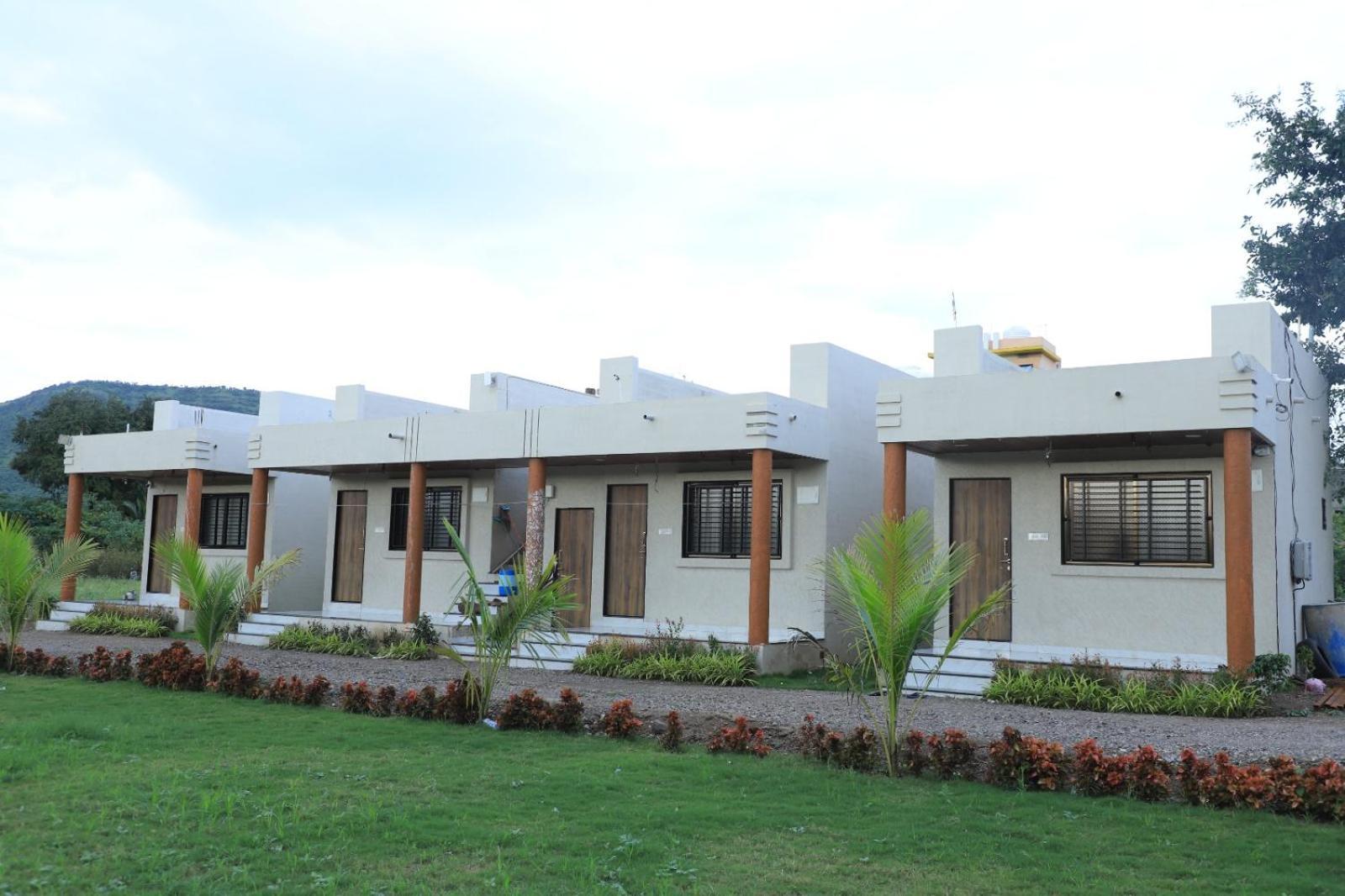 Shri Balaji Resort Ellora Bagian luar foto